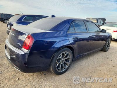 Trzecie zdjęcie samochodu z tyłu: 2015 CHRYSLER 300 S VIN:2C3CCABG8FH756771 - miniatura