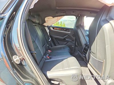 Zdjęcie 11 z 13 samochodu: 2026 PORSCHE CAYENNE COUPE VIN:WP1BA2AY4TDA38851 - miniatura