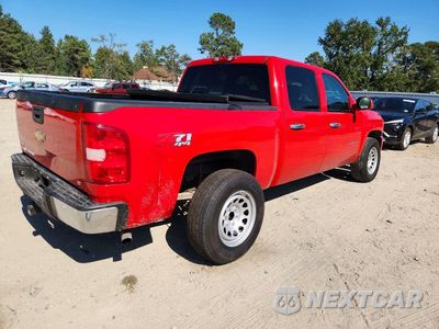 Trzecie zdjęcie samochodu z tyłu: 2011 CHEVROLET SILVERADO K1500 LT VIN:3GCPKSE37BG257940 - miniatura