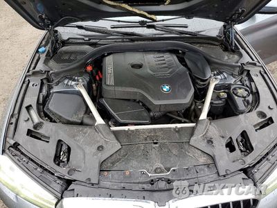 Zdjęcie 11 z 12 samochodu: 2021 BMW 530 XI VIN:WBA13BJ01MWW93666 - miniatura