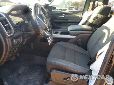 Zdjęcie 7 z 12 samochodu: 2019 RAM 1500 BIG HORN/LONE STAR VIN:1C6SRFFT5KN621623 - miniatura