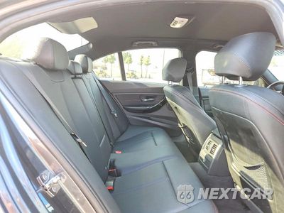 Zdjęcie 10 z 12 samochodu: 2012 BMW 328 I VIN:WBA3A5C5XCF340494 - miniatura