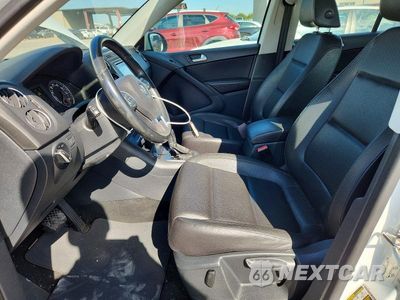 Zdjęcie 7 z 13 samochodu: 2017 VOLKSWAGEN TIGUAN S VIN:WVGAV7AX2HK030462 - miniatura