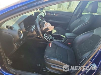 Zdjęcie 7 z 13 samochodu: 2021 KIA FORTE GT LINE VIN:3KPF34AD1ME385530 - miniatura