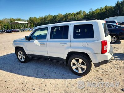 Drugie zdjęcie samochodu z przodu: 2015 JEEP PATRIOT LATITUDE VIN:1C4NJPFB2FD318482 - miniatura