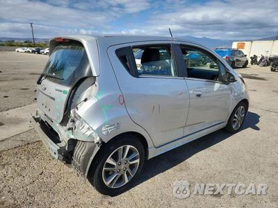 Trzecie zdjęcie samochodu z tyłu: 2016 CHEVROLET SPARK EV 2LT VIN:KL8CL6S03GC650110 - miniatura