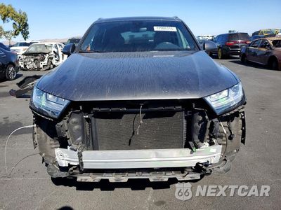 Piąte zdjęcie samochodu w środku: 2019 AUDI Q7 PREMIUM PLUS VIN:WA1LHAF71KD026323 - miniatura