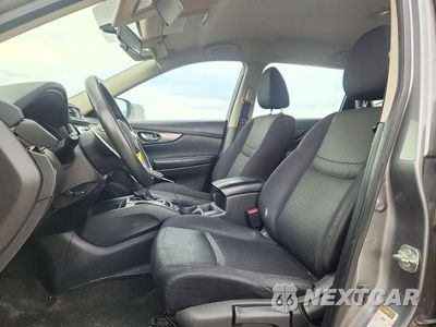 Zdjęcie 7 z 13 samochodu: 2018 NISSAN ROGUE S VIN:JN8AT2MV1JW306219 - miniatura