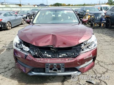 Piąte zdjęcie samochodu w środku: 2017 HONDA ACCORD LX VIN:1HGCR2F38HA154852 - miniatura