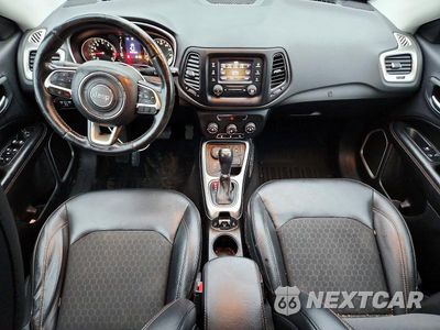Zdjęcie 8 z 13 samochodu: 2018 JEEP COMPASS LATITUDE VIN:3C4NJDBB7JT270548 - miniatura