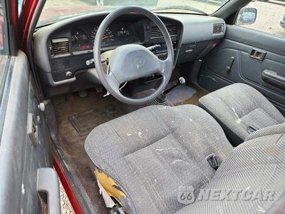 Zdjęcie 8 z 12 samochodu: 1992 TOYOTA PICKUP DELUXE VIN:JT4RN93P6N5053236 - miniatura