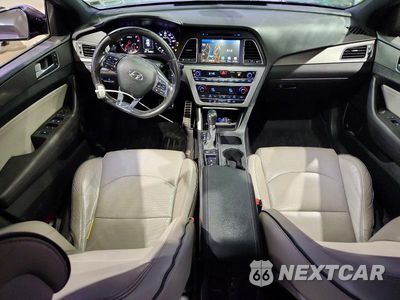 Zdjęcie 8 z 12 samochodu: 2015 HYUNDAI SONATA LIMITED 2.0T VIN:5NPE34AB3FH220572 - miniatura
