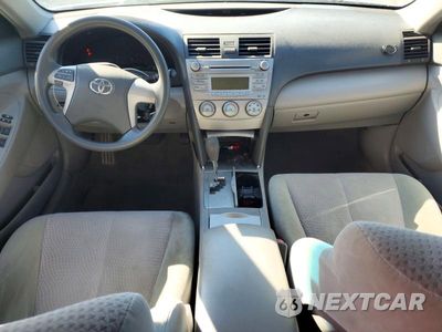 Zdjęcie 8 z 12 samochodu: 2011 TOYOTA CAMRY LE VIN:4T1BF3EK2BU718160 - miniatura