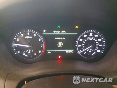 Zdjęcie 9 z 12 samochodu: 2018 GENESIS G80 3.8 VIN:KMHGN4JE9JU226948 - miniatura