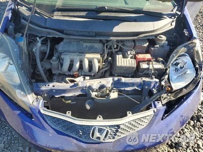 Zdjęcie 11 z 12 samochodu: 2013 HONDA FIT VIN:JHMGE8H32DC034067 - miniatura