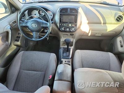 Zdjęcie 8 z 13 samochodu: 2004 TOYOTA RAV4 BASE VIN:JTEGD20V040014928 - miniatura