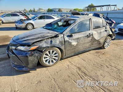 2019 TOYOTA CAMRY LE 4T1B11HK5KU685864 - główne zdjęcie licytacji z USA - miniatura
