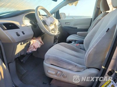 Zdjęcie 7 z 13 samochodu: 2011 TOYOTA SIENNA LE VIN:5TDKK3DC8BS078826 - miniatura