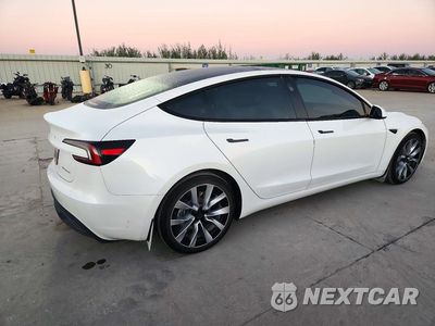 Trzecie zdjęcie samochodu z tyłu: 2024 TESLA MODEL 3 VIN:5YJ3E1EBXRF793255 - miniatura