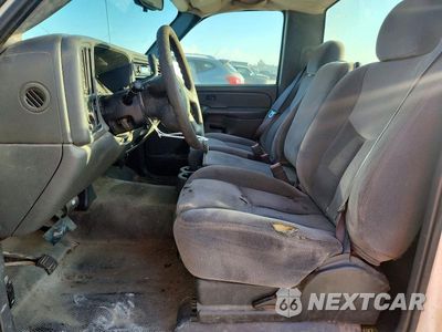 Zdjęcie 7 z 12 samochodu: 2006 GMC NEW SIERRA C1500 VIN:3GTEC14V86G201500 - miniatura