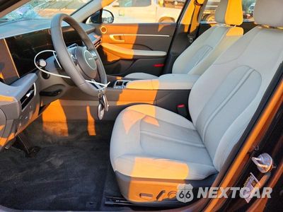 Zdjęcie 7 z 12 samochodu: 2026 HYUNDAI SONATA SEL SPORT VIN:KMHL64JA7TA546119 - miniatura