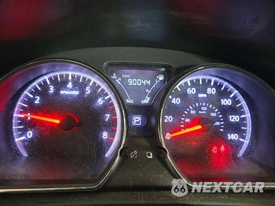 Zdjęcie 9 z 12 samochodu: 2016 NISSAN VERSA 1.6 SV VIN:3N1CN7AP3GL840583 - miniatura