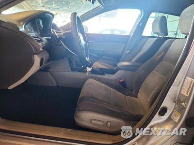Zdjęcie 7 z 12 samochodu: 2009 HONDA ACCORD LXP VIN:1HGCP26439A031945 - miniatura