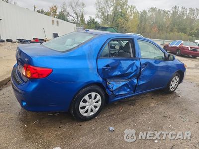 Trzecie zdjęcie samochodu z tyłu: 2010 TOYOTA COROLLA LE VIN:2T1BU4EE5AC225031 - miniatura