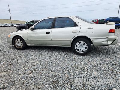 Drugie zdjęcie samochodu z przodu: 2000 TOYOTA CAMRY LE VIN:4T1BG22K2YU007949 - miniatura