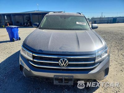 Piąte zdjęcie samochodu w środku: 2021 VOLKSWAGEN ATLAS CROSS SPORT SE VIN:1V2HE2CA4MC215422 - miniatura