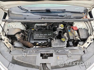 Zdjęcie 12 z 13 samochodu: 2017 CHEVROLET TRAX LS VIN:KL7CJKSB8HB144980 - miniatura