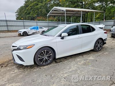 2018 TOYOTA CAMRY SE 4T1B11HKXJU059810 - główne zdjęcie licytacji z USA - miniatura