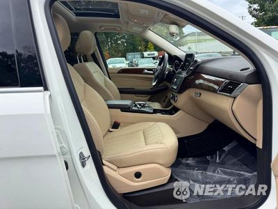 Zdjęcie 13 z 15 samochodu: 2019 MERCEDES-BENZ GLS 450 4MATIC VIN:4JGDF6EE7KB228166 - miniatura