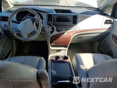 Zdjęcie 8 z 13 samochodu: 2013 TOYOTA SIENNA XLE 7-PASSENGER VIN:5TDDK3DCXDS053549 - miniatura