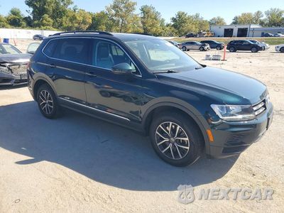 Czwarte zdjęcie samochodu z boku: 2018 VOLKSWAGEN TIGUAN SE VIN:3VV3B7AX0JM191835 - miniatura