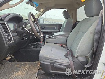 Zdjęcie 7 z 12 samochodu: 2013 RAM 2500 ST VIN:3C6LR5AT2DG552360 - miniatura
