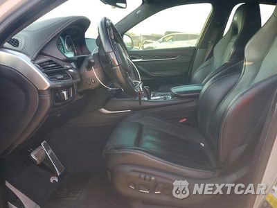 Zdjęcie 7 z 13 samochodu: 2019 BMW X6 M VIN:5YMKW8C5XK0Y75030 - miniatura