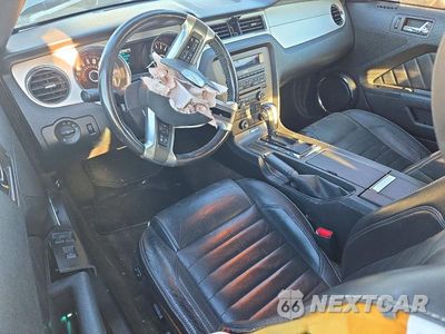 Zdjęcie 8 z 12 samochodu: 2014 FORD MUSTANG VIN:1ZVBP8EM6E5220927 - miniatura
