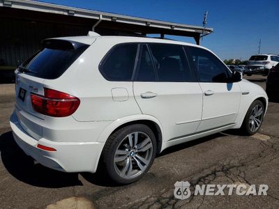 Trzecie zdjęcie samochodu z tyłu: 2012 BMW X5 M VIN:5YMGY0C50CLK27584 - miniatura