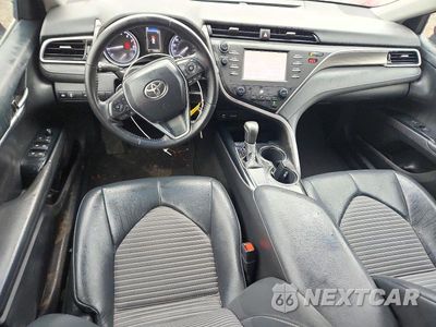 Zdjęcie 8 z 12 samochodu: 2018 TOYOTA CAMRY SE VIN:4T1B11HK0JU667237 - miniatura