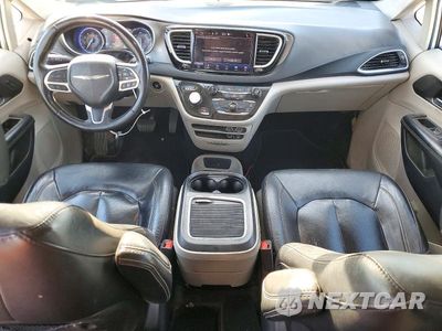 Zdjęcie 8 z 13 samochodu: 2022 CHRYSLER PACIFICA TOURING L VIN:2C4RC1BGXNR111358 - miniatura