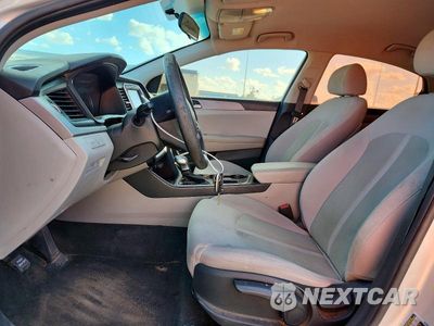 Zdjęcie 7 z 12 samochodu: 2019 HYUNDAI SONATA SE VIN:5NPE24AF3KH815681 - miniatura