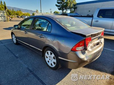 Drugie zdjęcie samochodu z przodu: 2010 HONDA CIVIC LX VIN:2HGFA1F51AH324380 - miniatura