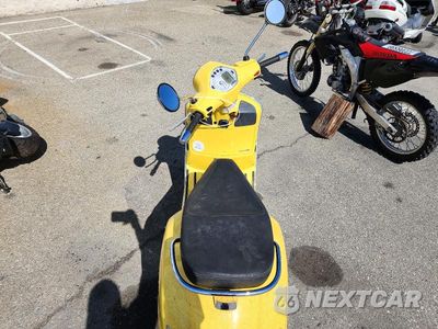 Zdjęcie 6 z 9 samochodu: 2007 VESPA GTS 250 VIN:ZAPM459L275006068 - miniatura