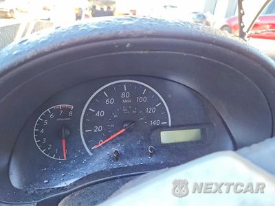 Zdjęcie 9 z 12 samochodu: 2018 NISSAN VERSA S VIN:3N1CN7AP5JL854010 - miniatura