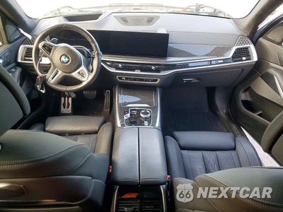 Zdjęcie 8 z 13 samochodu: 2024 BMW X7 M60I VIN:5UX33EM01R9S92759 - miniatura