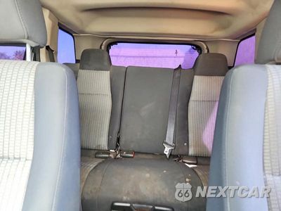 Zdjęcie 10 z 13 samochodu: 2010 JEEP GRAND CHEROKEE LAREDO VIN:1J4PR4GK4AC160234 - miniatura
