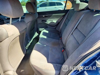 Zdjęcie 10 z 13 samochodu: 2007 HONDA CIVIC LX VIN:2HGFA16597H514016 - miniatura