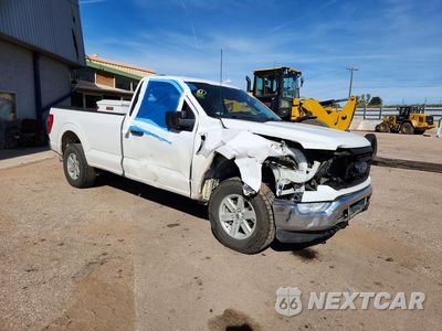 Czwarte zdjęcie samochodu z boku: 2022 FORD F-150 VIN:1FTMF1EP6NKD50434 - miniatura