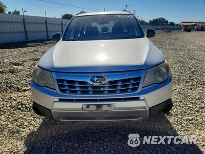 Piąte zdjęcie samochodu w środku: 2011 SUBARU FORESTER 2.5X VIN:JF2SHABC4BH716016 - miniatura